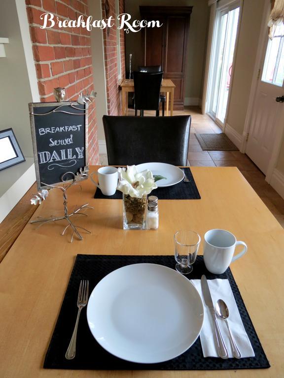 Heathcote Haven Bed & Breakfast คลาร์กสเบิร์ก ภายนอก รูปภาพ